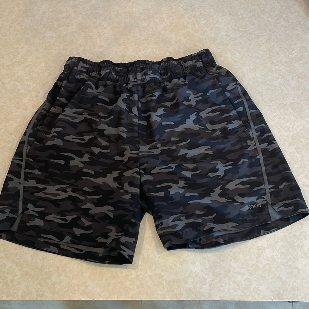 Skora Black and Camo Quick Dry Women's Running Shorts New Reflective, Sz Lg
